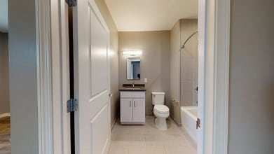 10 Essex St-Unit -206 in Cambridge, MA - Building Photo - Building Photo