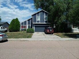 713 Autumn Pl in Fountain, CO - Building Photo