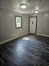109 Arthur Ct in Radcliff, KY - Building Photo - Building Photo