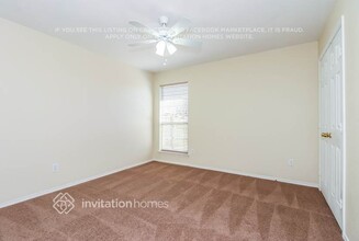 1013 Hidden Oaks Dr in Burleson, TX - Building Photo - Building Photo