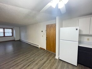 37 Alice Dr in Concord, NH - Building Photo - Building Photo