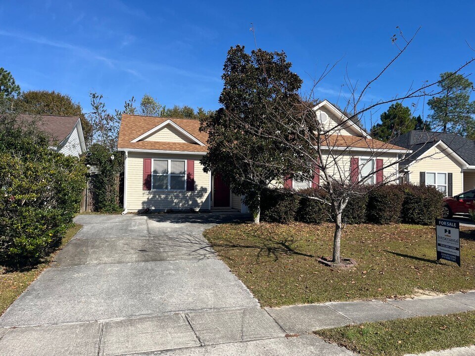 9496 Night Harbor Dr in Leland, NC - Building Photo