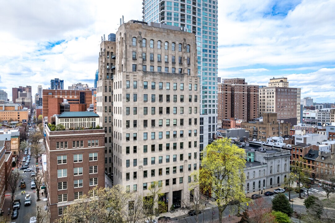 The Ayer Condominium in Philadelphia, PA - Foto de edificio