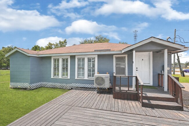 property at 4568 Dunnam Rd