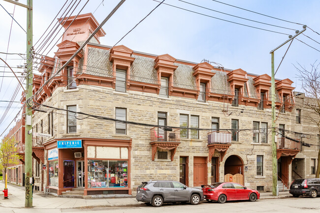 2602 De Châteauguay St in Montréal, QC - Building Photo - Building Photo