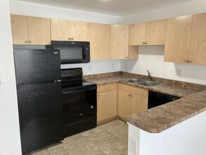 5120 Williams Fork Trail, Unit 205 in Boulder, CO - Foto de edificio - Building Photo