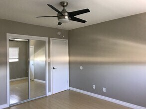 16445 Woodruff Ave in Bellflower, CA - Building Photo - Building Photo