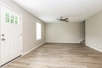 247B Indian Park Dr in Murfreesboro, TN - Building Photo - Building Photo