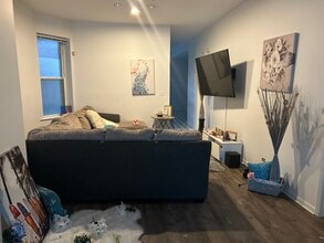 4220 S Union Ave, Unit 2 - second floor in Chicago, IL - Building Photo - Building Photo