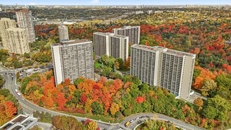 Wynford Tower in Toronto, ON - Building Photo