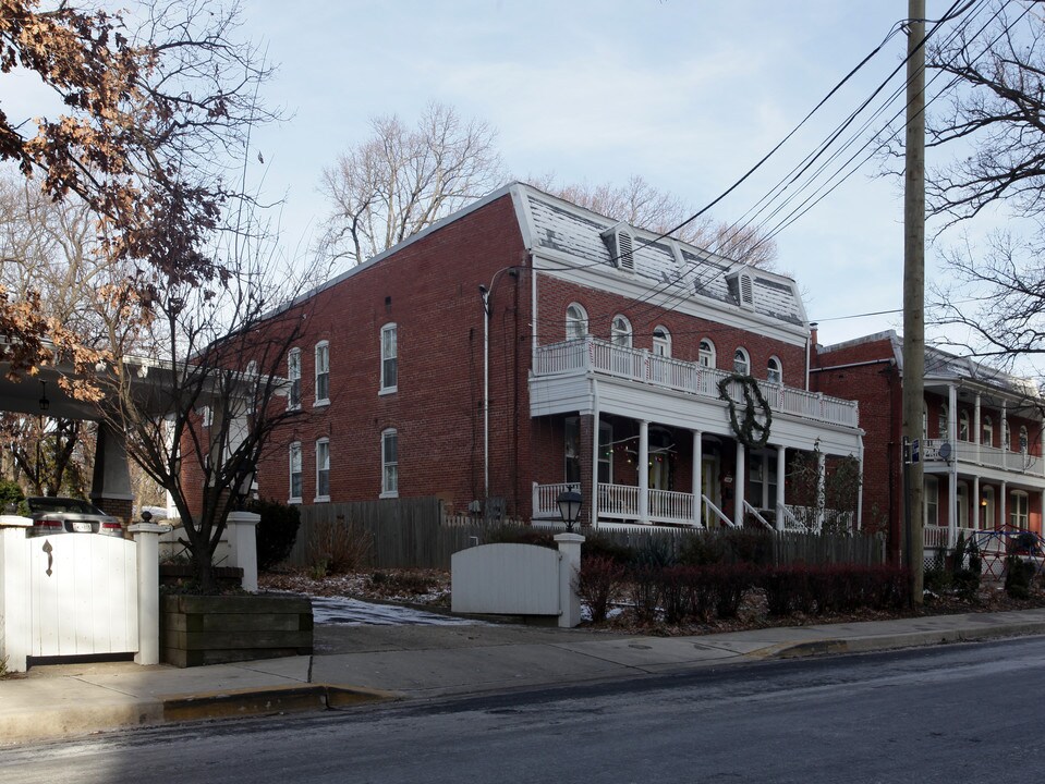 7102-7104 Maple Ave in Takoma Park, MD - Building Photo