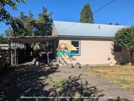 49235 US-30 in Clatskanie, OR - Building Photo