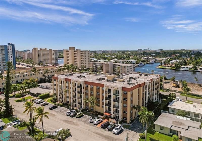 400 N Riverside Dr in Pompano Beach, FL - Building Photo