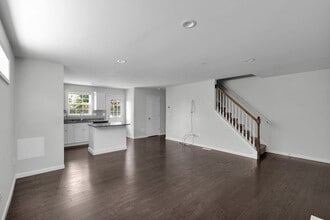 321 Central Park Ave in Bethlehem, PA - Building Photo - Building Photo
