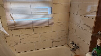 2291 Green Rd in Cleveland, OH - Building Photo - Building Photo