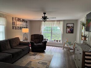 833 Fairbanks Rd, Unit 2 in Farmington, ME - Building Photo - Building Photo