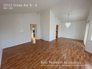 15315 Stone Ave N in Shoreline, WA - Building Photo - Building Photo
