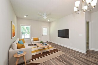 1202 Walker Point Way in Brunswick, GA - Building Photo - Building Photo
