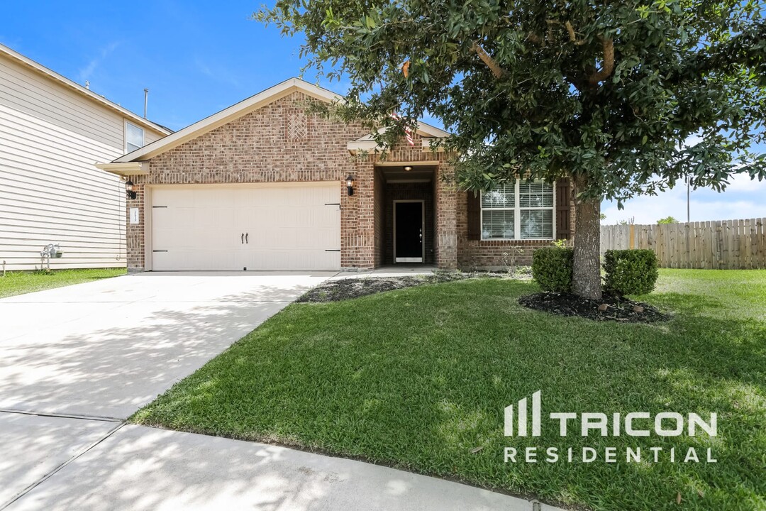 26939 Wild Duck Ln in Hockley, TX - Foto de edificio