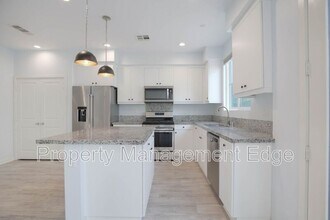 4104 Vela Wy in Oceanside, CA - Building Photo - Building Photo