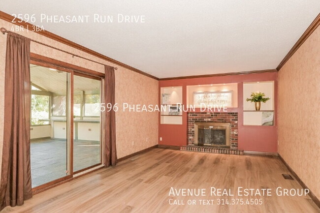 2596 Pheasant Run Dr in Maryland Heights, MO - Building Photo - Building Photo