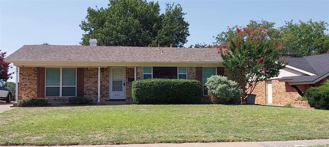 property at 642 Cambridge Dr