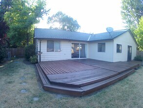 4372 Sylvia Ct SE in Salem, OR - Building Photo - Building Photo