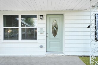 10609 Murr Way in Houston, TX - Building Photo - Building Photo