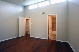 Easton Hills in Austin, TX - Building Photo - Interior Photo