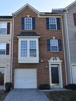 7065 S Sentinel Ln in York, PA - Building Photo