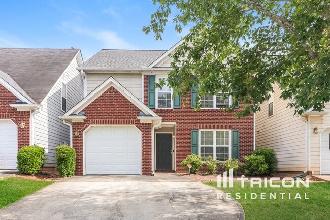 property at 9582 Lakeview Cir