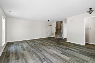 2108 Bristol Dr in Frederick, MD - Building Photo - Building Photo