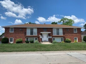 7300 S 78th Ave in Bridgeview, IL - Building Photo