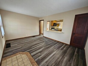 3173 E 13th Ave in Columbus, OH - Building Photo - Building Photo