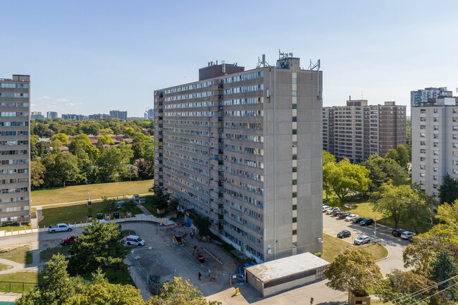 Sheppard Victoria Park in Toronto, ON - Building Photo - Building Photo