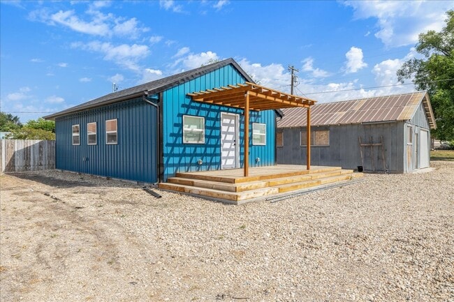 property at 205 N Fouch St