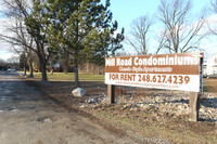 Mill Road Condominiums in Flint, MI - Foto de edificio - Building Photo