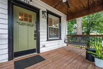 958 Crew St SW in Atlanta, GA - Building Photo - Building Photo