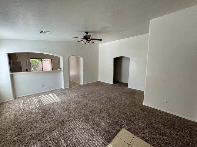 4213 E Shapinsay Dr in San Tan Valley, AZ - Building Photo - Building Photo