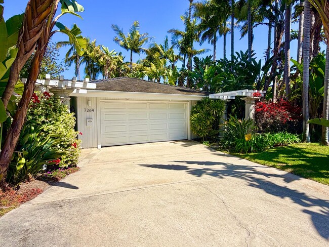 property at 7264 Estrella De Mar Rd