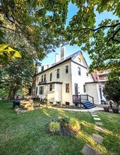 3507 Clifton Ave in Cincinnati, OH - Building Photo - Building Photo