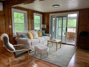 3 Pine Tree Dr in Holland, MA - Building Photo - Building Photo