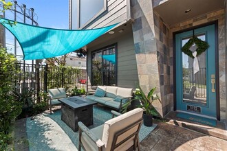5122 Lillian St in Houston, TX - Building Photo - Building Photo