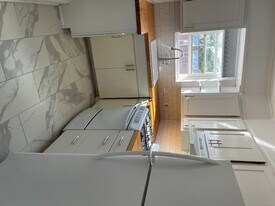 682 E 42nd St, Unit 2 in Brooklyn, NY - Building Photo