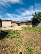 2017 Market St in Laredo, TX - Building Photo - Building Photo