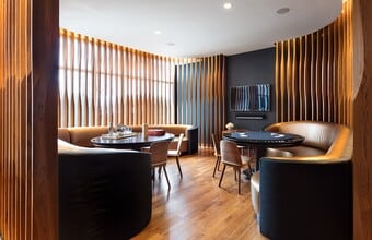 450 W 42nd St, Unit APT 46P in New York, NY - Building Photo - Building Photo