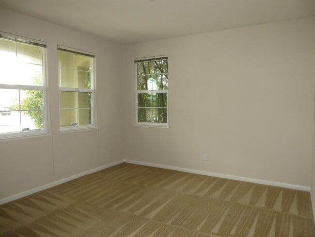 17960 Golden Spike Trail in Lathrop, CA - Building Photo - Building Photo