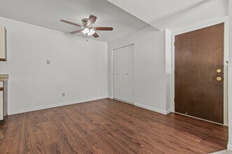 Genesee Village - Flint, MI in Flint, MI - Building Photo - Building Photo