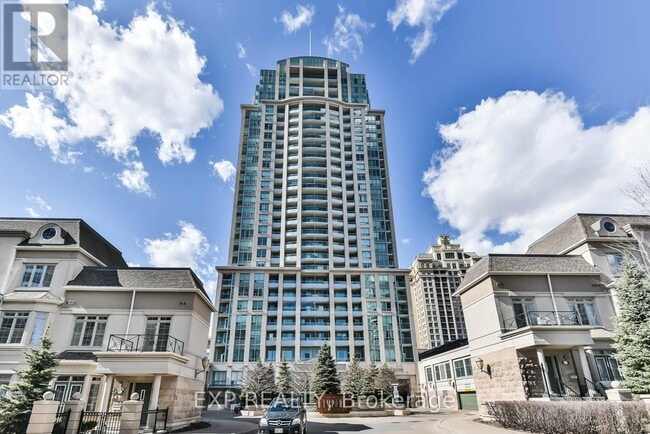 property at 17 Barberry Pl