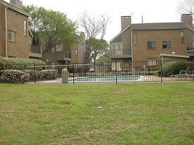 Richland Trace Condominiums Apartamentos